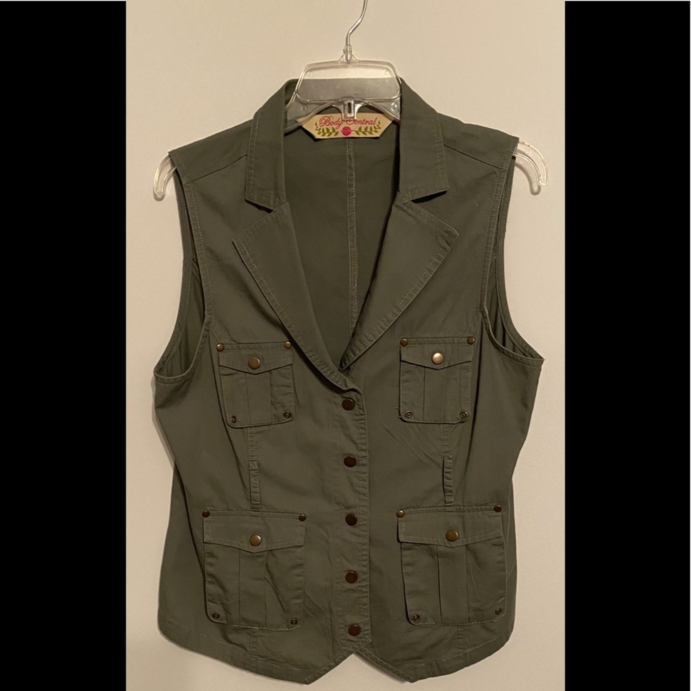 Khaki Vest Size XL